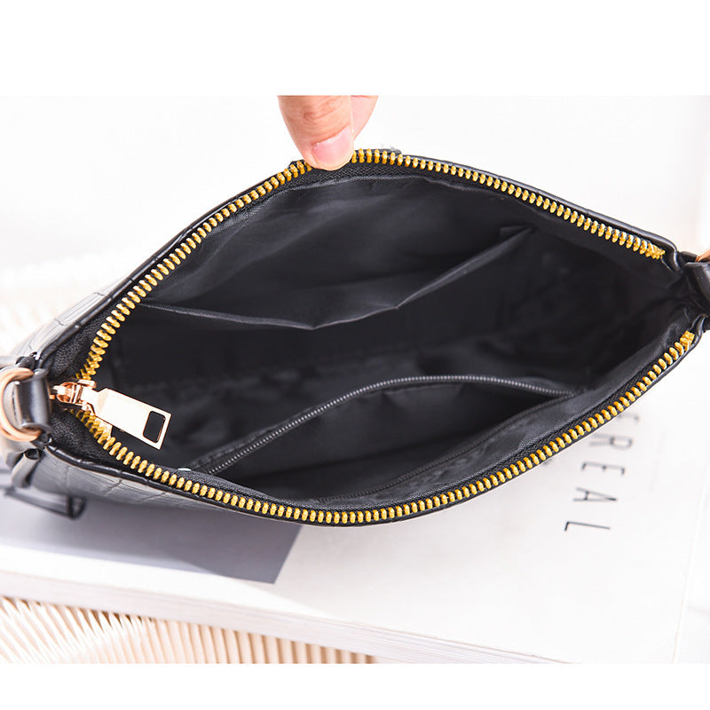 Korean fashion versatile chain One Shoulder Messenger Bag