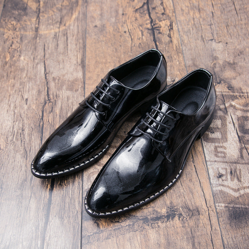 Men's pointed leather shoes