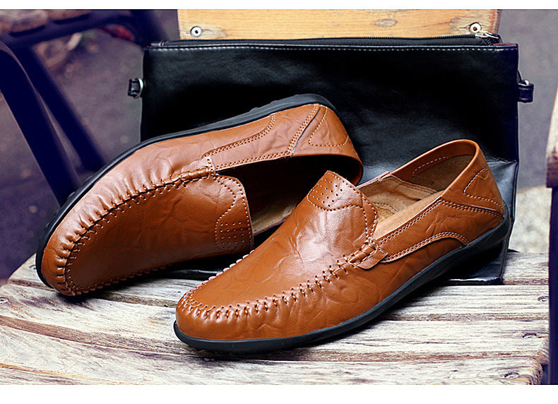 Leather hollow peas shoes