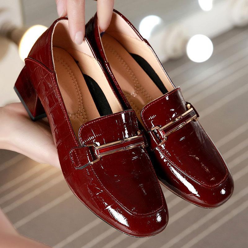 Genuine Leather Flat Women's Shoes, Soft-soled Patent Leather Mother's Large Size Women's Leather Shoes, New British Spring Shoes