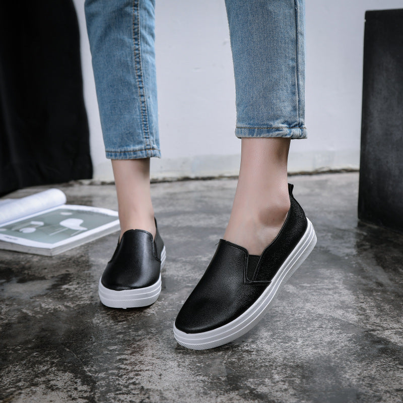 Casual leather white shoes