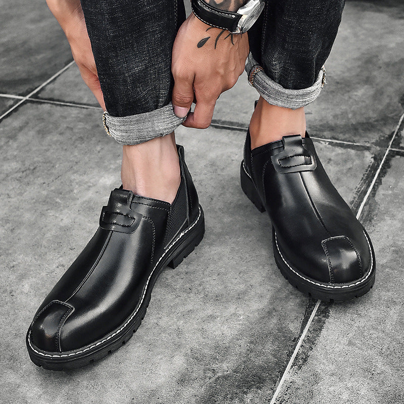 Low-cut leather shoes