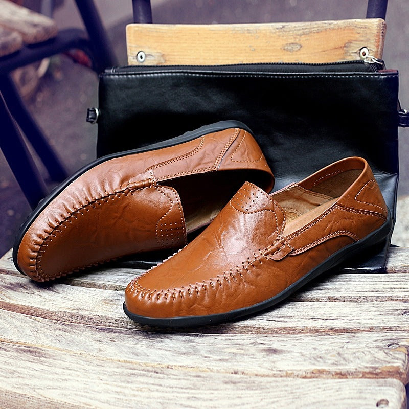 Leather hollow peas shoes