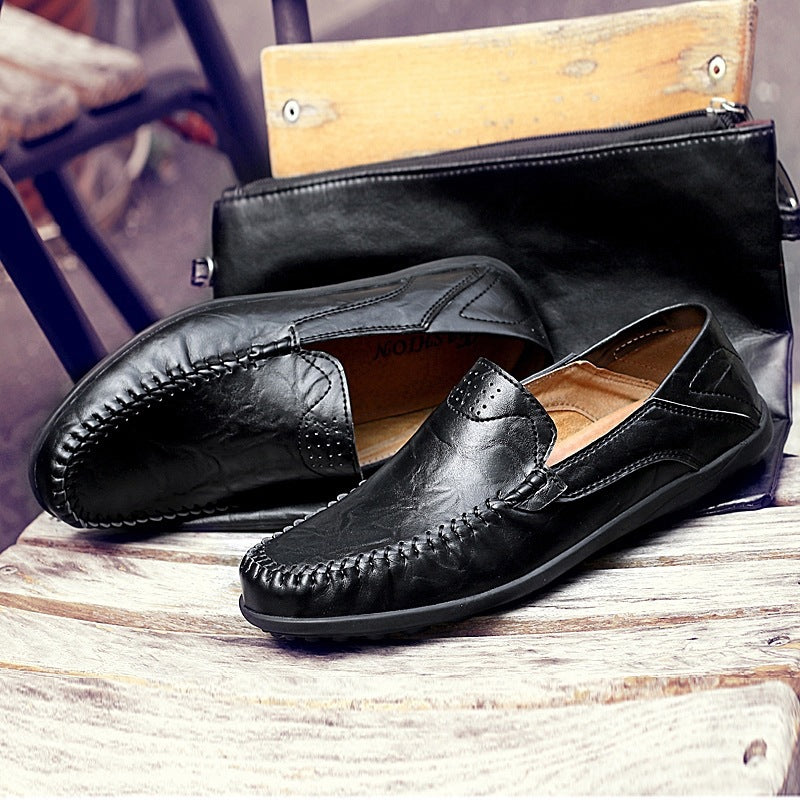 Leather hollow peas shoes